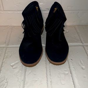 Kate spade suede black an gold zipper size 6